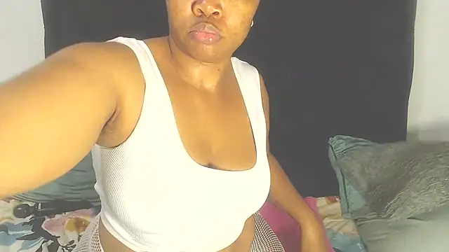 Živý XXX chat BootyClitQueen