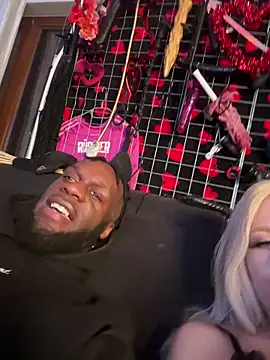 Steffi_Snowbunny webkamerás műsora