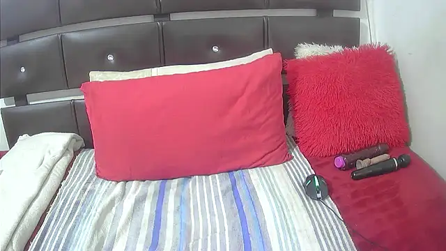 XXX chat uživo modela Mishanti