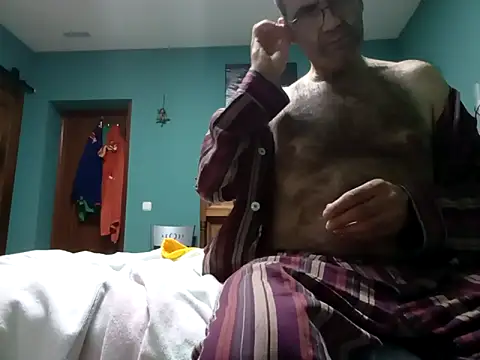 delfi6: διαδικτυακό σόου στην κάμερα