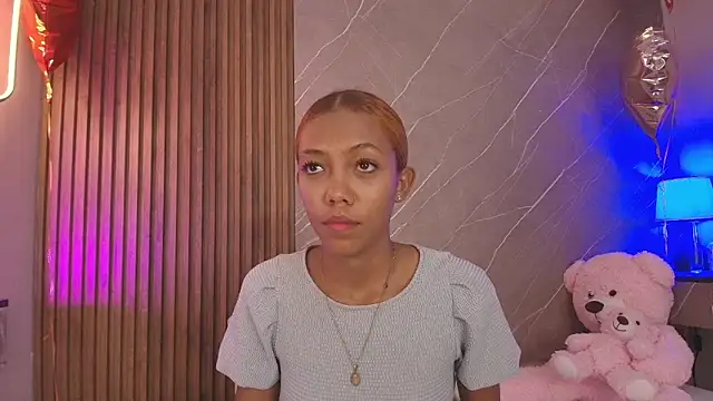 biancaa_18 라이브 XXX 채팅