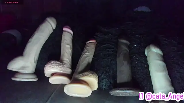 Cata-angel's Live XXX Chat