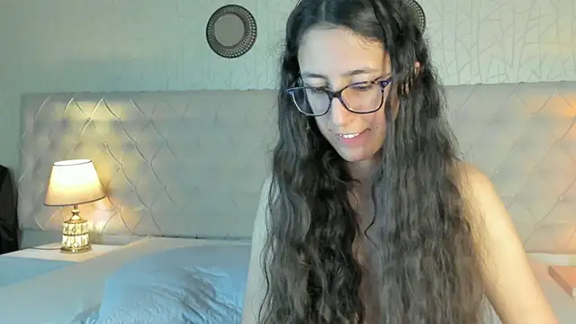 Chat +18 de GirafMusic ao vivo