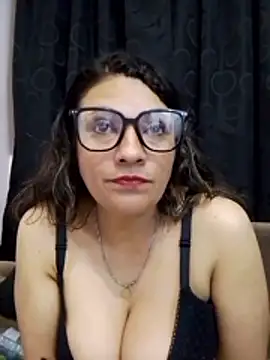 SKARLET_KOVA: απευθείας συνομιλία ΧΧΧ