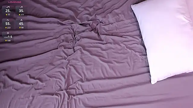 Leesomi's Live XXX Chat