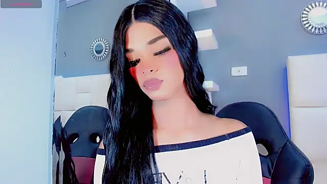 Kornylovee: вебкам-шоу