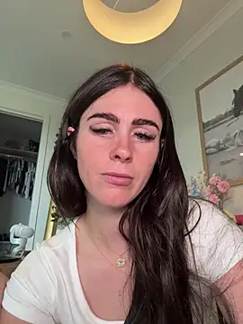 aus_queen: απευθείας συνομιλία ΧΧΧ