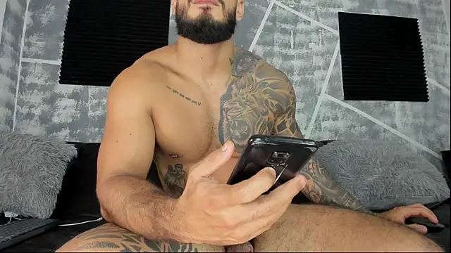 leonidas_18k Chat XXX in diretta