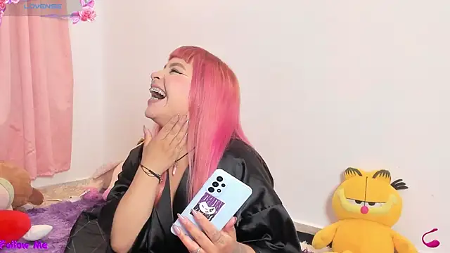 Chatroom XXX en direct de SophieRossi