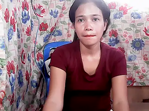 Chatroom XXX en direct de PinaySkinnyGirl