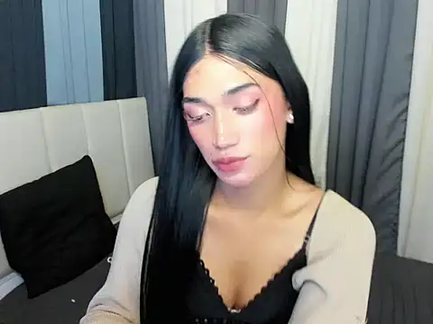 FyangFoxx Pertunjukan Webcam