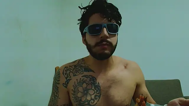 Živý XXX chat thomas_gun