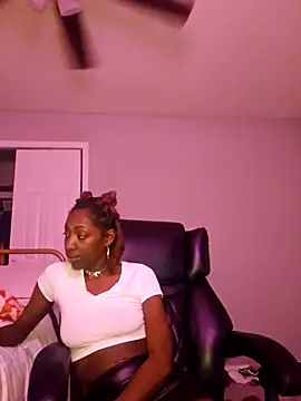 oliviaprettypussy webkamerás műsora