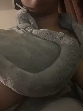 nickytheehawtie élő XXX-chatje