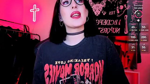 Miss_Alice__: απευθείας συνομιλία ΧΧΧ