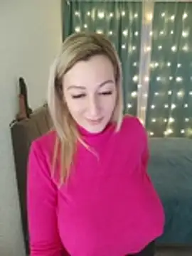 MilanaBoobs: απευθείας συνομιλία ΧΧΧ