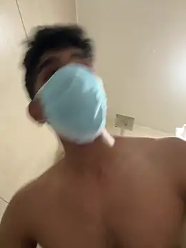 BadBoyTom78 – Kamerová šou