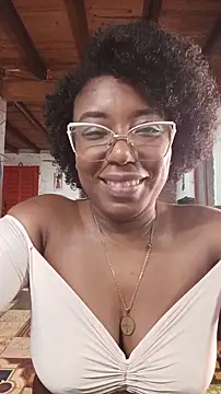 Chat +18 de ChanneldelaCroix ao vivo