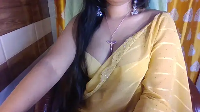 Yashika_Loves Chat XXX in diretta