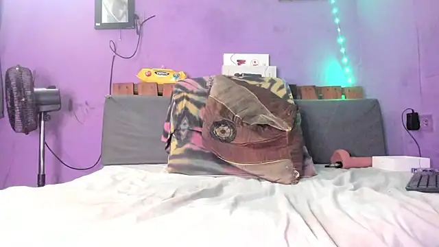 Živý XXX chat SEXY-BUNNY13