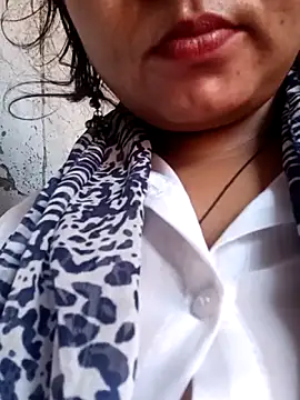 Živý XXX chat Delhi_Patola