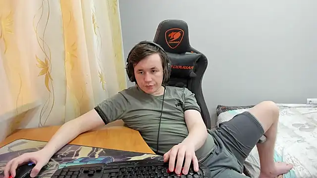 Вебкам-шоу iliaskrislove