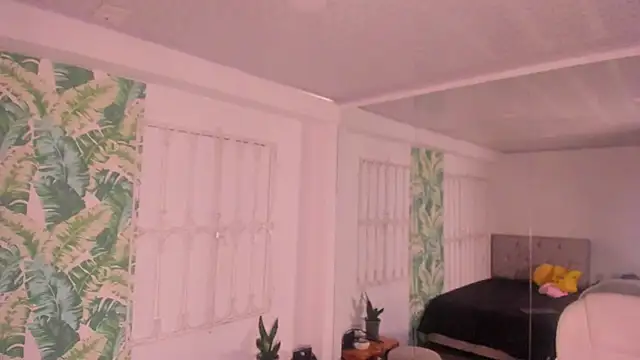 Chat +18 de loly_marce ao vivo