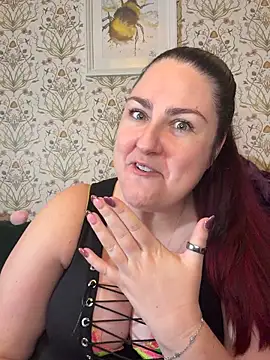 Chat +18 de Lacey-BBW ao vivo