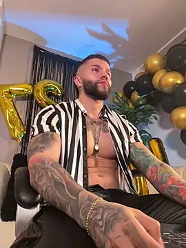 Frank_Farrell Adlı Modelin Canlı XXX Sohbeti