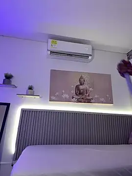 Czat XXX na żywo – liz_monserrat_1