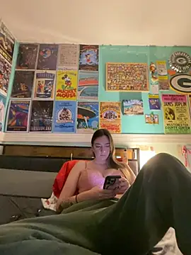 kaybabyx4's Webcam Show