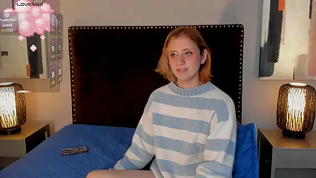 seraphine_star Adlı Modelin Web Kamerası Şovu