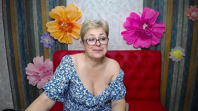 EmiliaGree Chat XXX in diretta