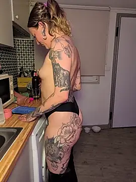 sarahpearlx Adlı Modelin Canlı XXX Sohbeti