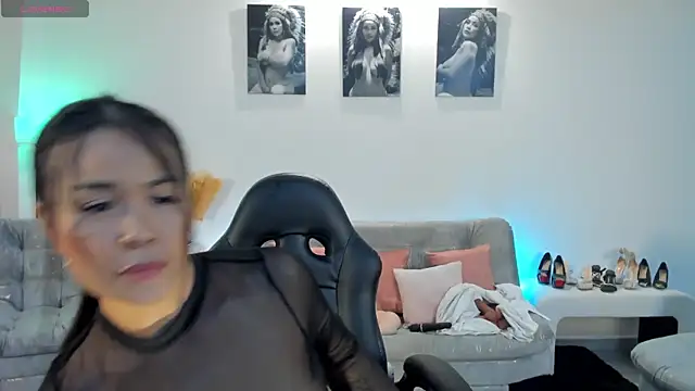 puiyeee 即時 XXX 聊天