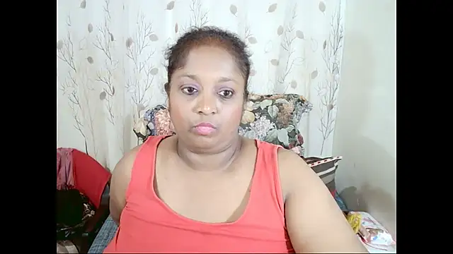 Chat XXX ao vivo de Indiantasha