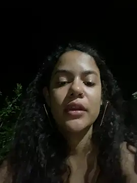 XXX chat uživo modela demonaughtyyy