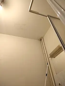 Онлайн чат XXX AMYRA_HOT