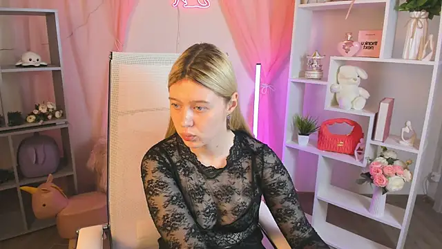 Chat XXX ao vivo de CelestineMauriac