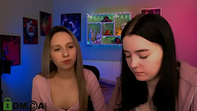 monica_xcx's Webcam Show