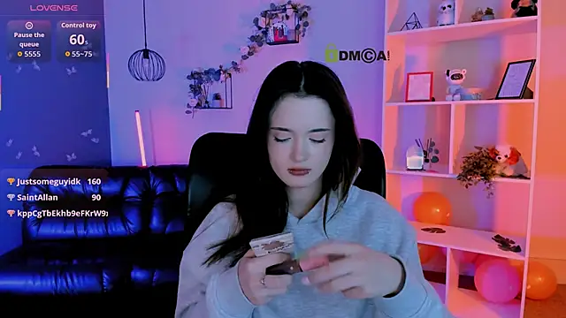 liana_kisses live XXX chat