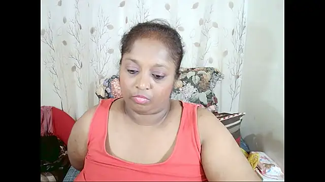 Indiantasha's Live XXX Chat