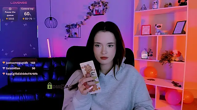 liana_kisses 现场XXX聊天