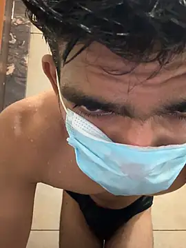 BadBoyTom78 Adlı Modelin Web Kamerası Şovu