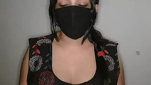 Reddy_Trisha Show in webcam