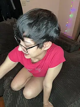 Pokazy przed kamerką – FaiiryArii