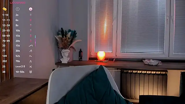 OssieCrews' Live XXX Chat