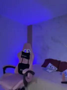 isabella1sexy: διαδικτυακό σόου στην κάμερα