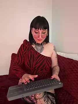 Živý XXX chat Ravenna666_