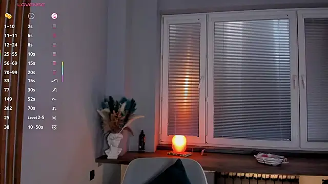 OssieCrews' Live XXX Chat